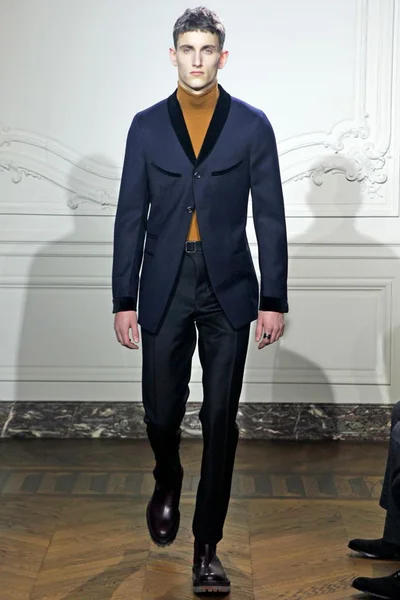 Look 6